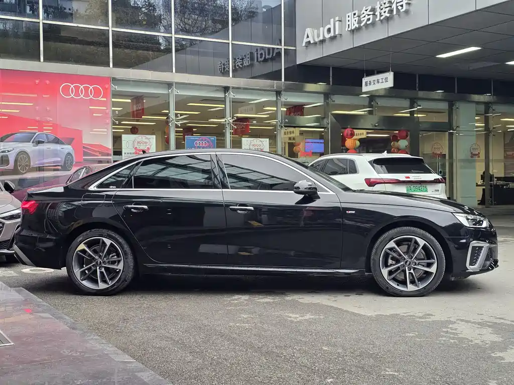 Audi A4 2024