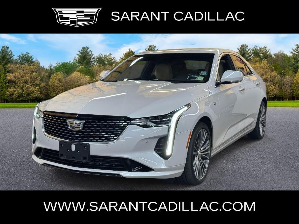 Cadillac CT4 2023