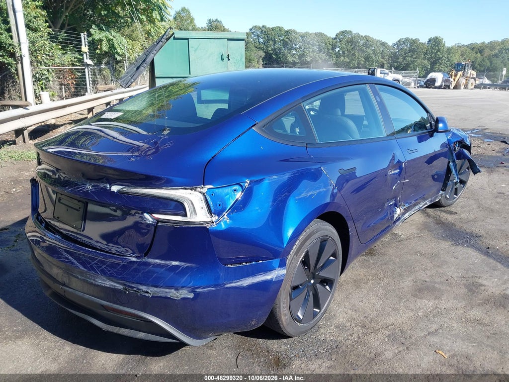 Tesla Model 3 2025