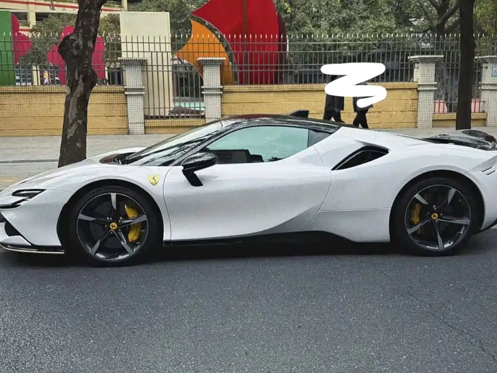 Ferrari SF90 2024