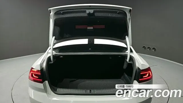 Volkswagen Passat 2022