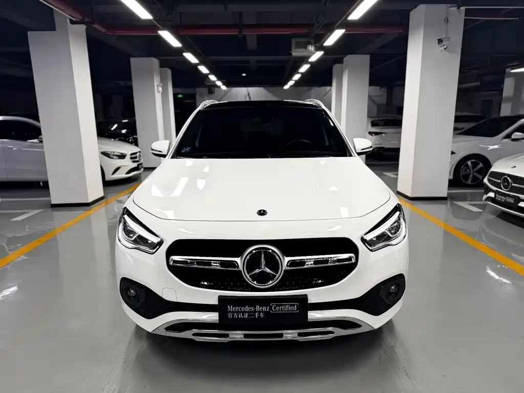 Mercedes-Benz GLA 2021