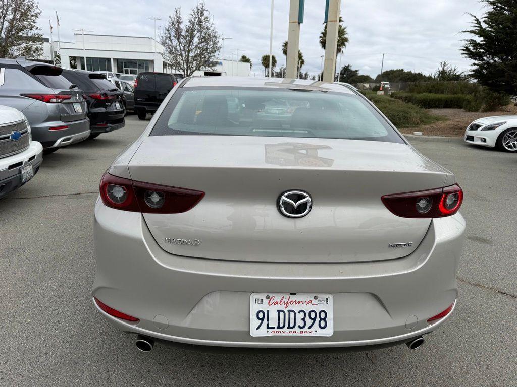 Mazda 3 2024