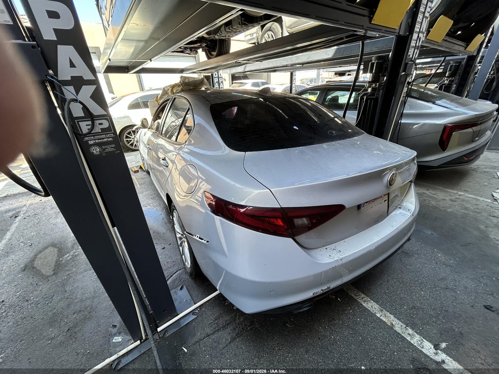 Alfa Romeo Giulia 2022