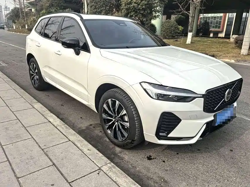 Volvo XC60 2024