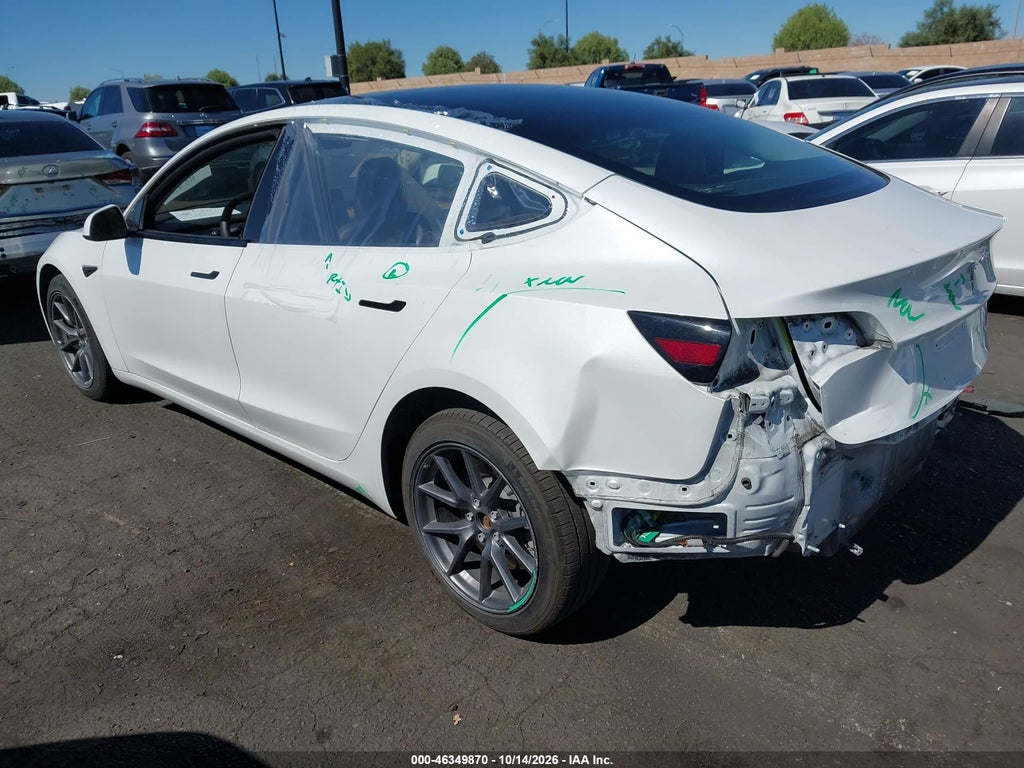 Tesla Model 3 2022