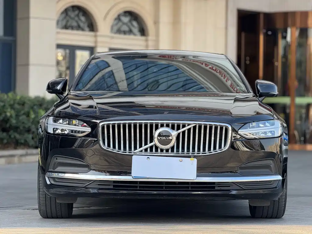 Volvo S90 2022