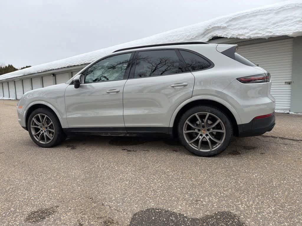 Porsche Cayenne 2022