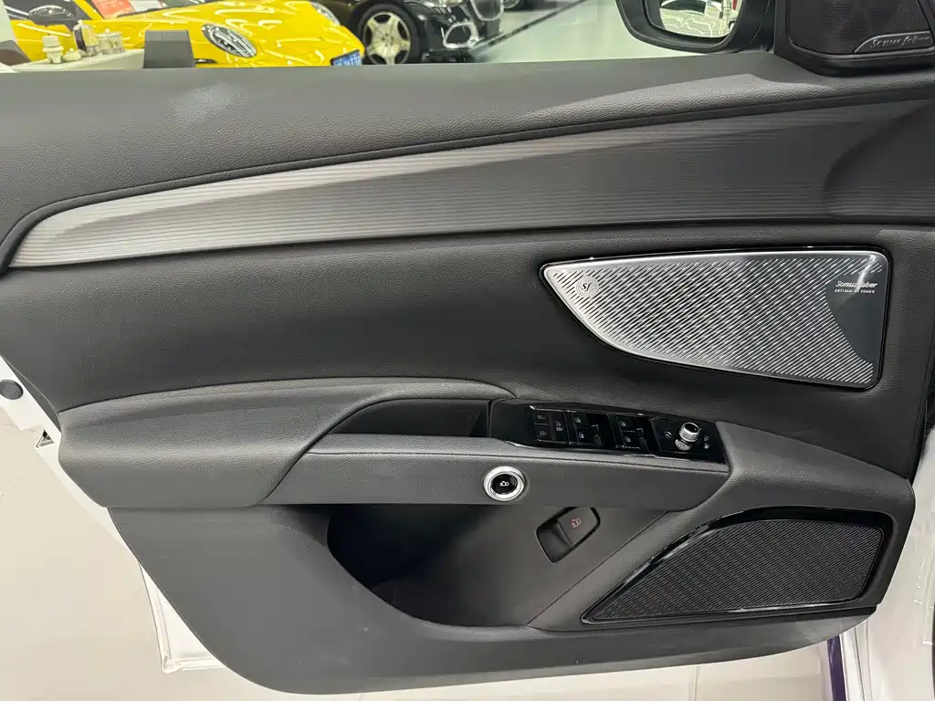 Maserati Grecale 2023