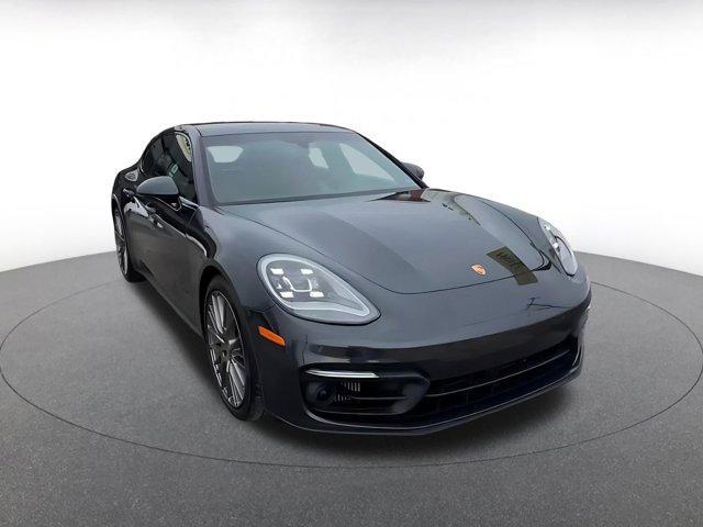 Porsche Panamera 2023