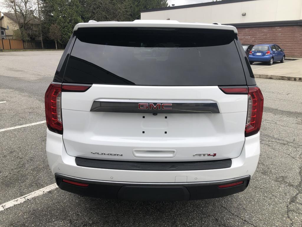 GMC Yukon 2024