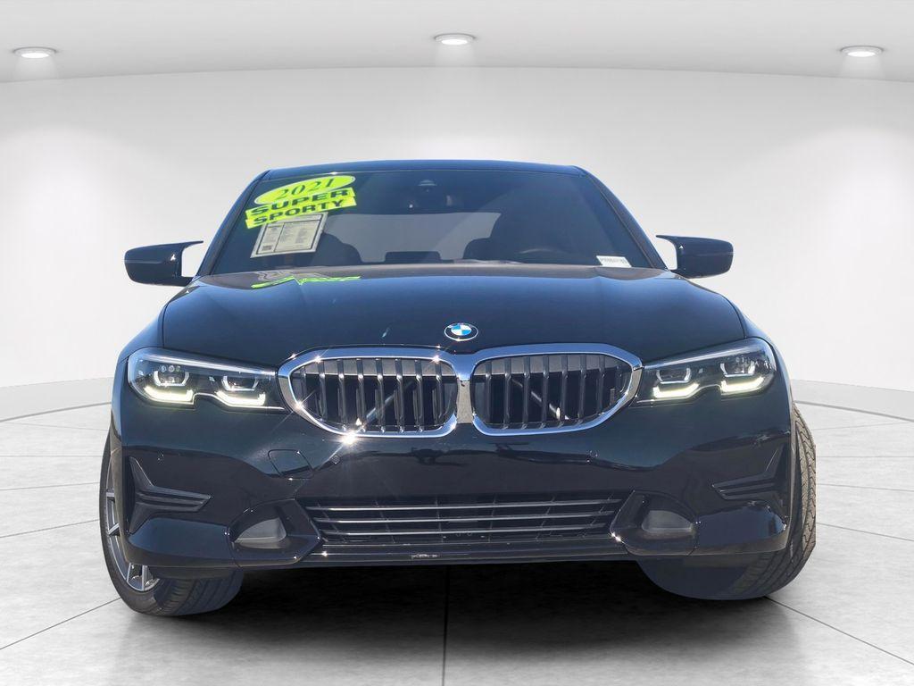 BMW 330 2021