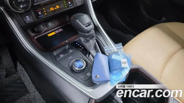 Toyota RAV4 2024