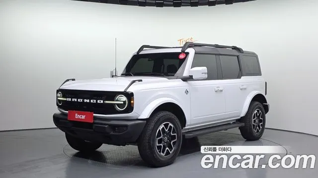 Ford Bronco 2022