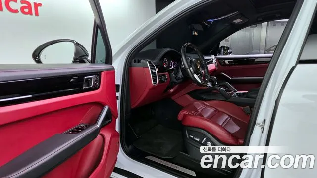 Porsche Cayenne 2020