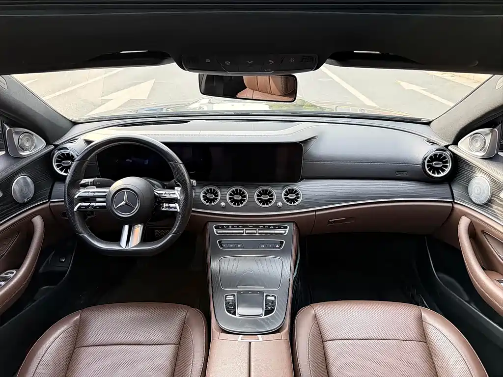 Mercedes-Benz E-Класс 2021