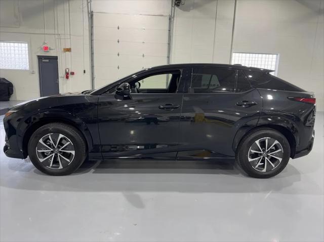 Lexus RZ 2024