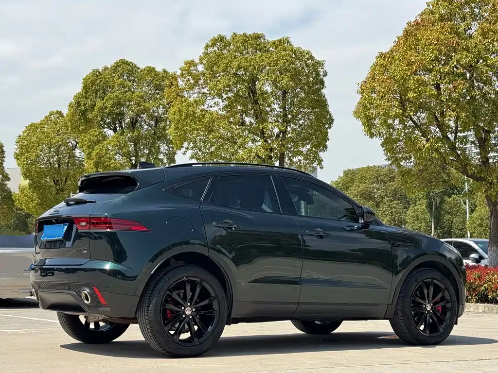 Jaguar E-Pace 2024