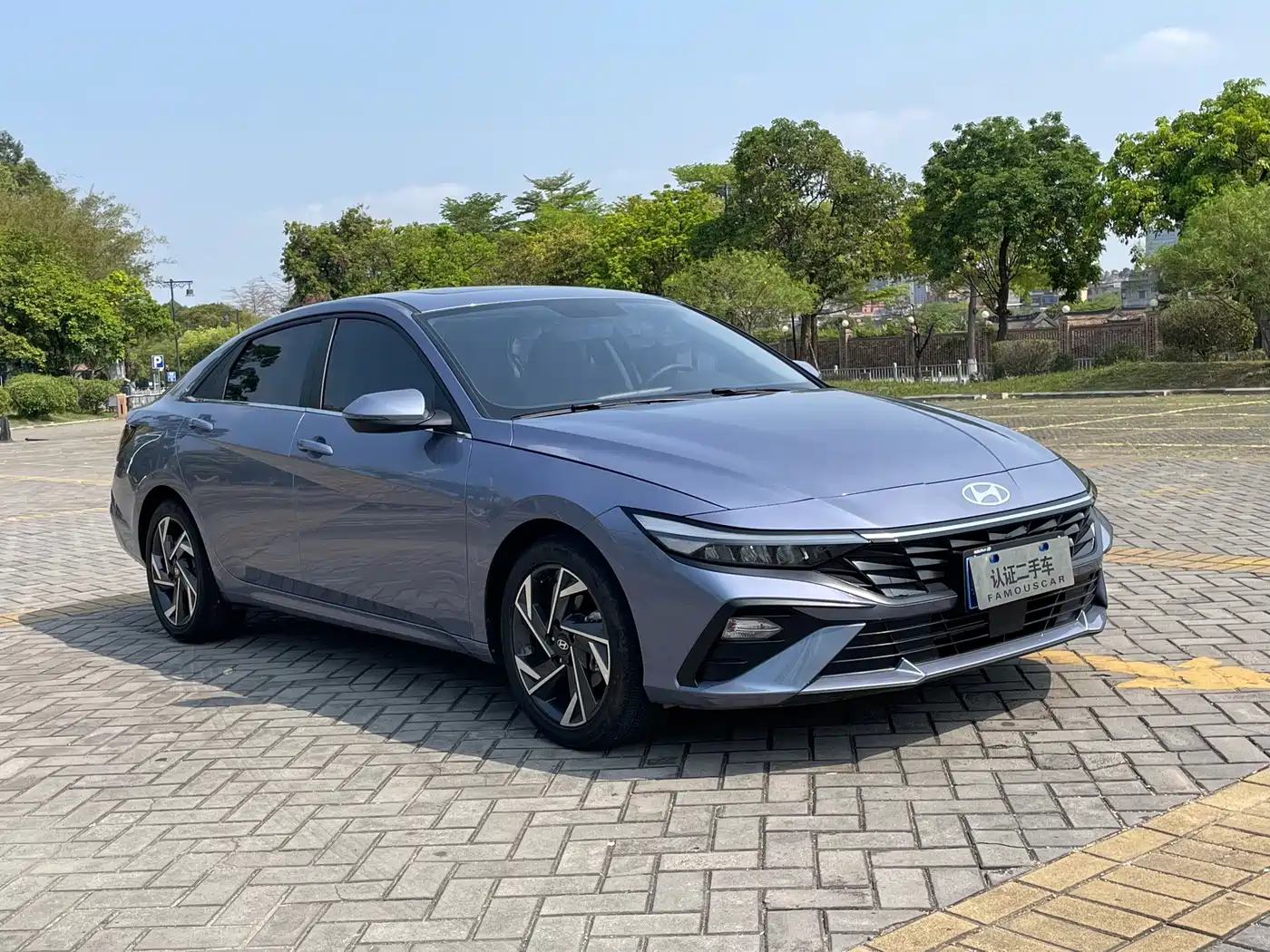 Hyundai Elantra 2025
