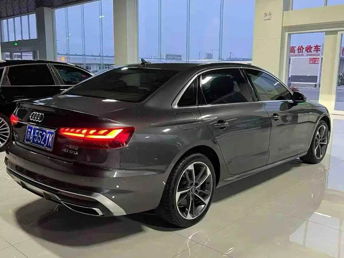 Audi A4 2022