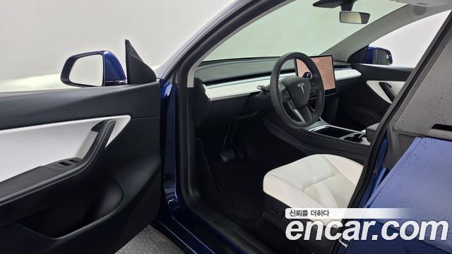 Tesla Model Y 2021