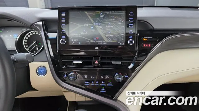 Toyota Camry 2023