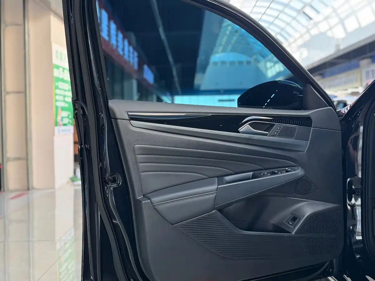 Volkswagen Passat 2024