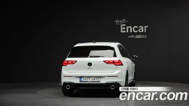 Volkswagen Golf 2024