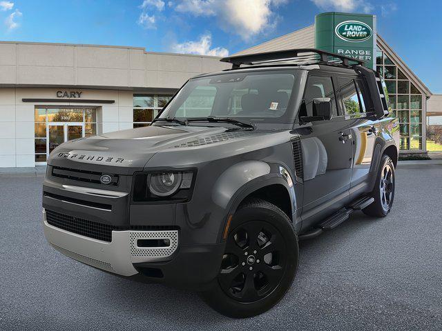 Land Rover Defender 2025
