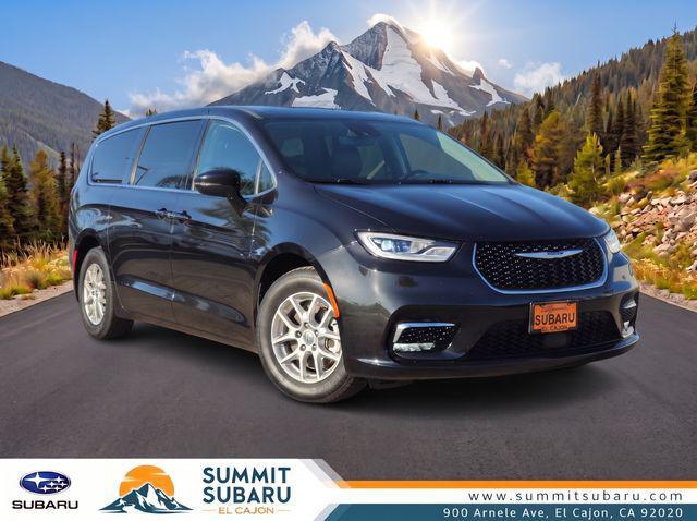 Chrysler Pacifica 2023