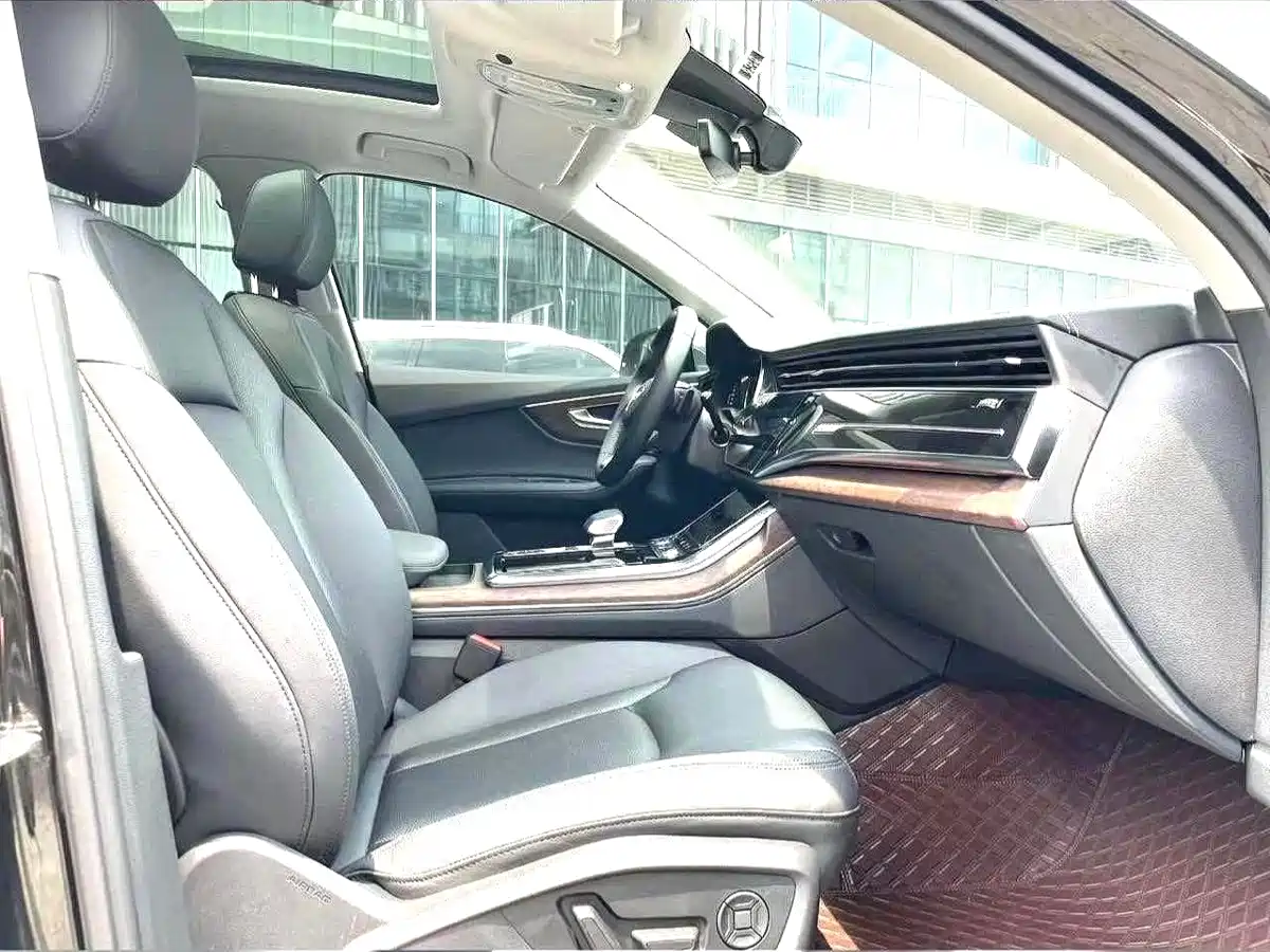 Audi Q7 2023