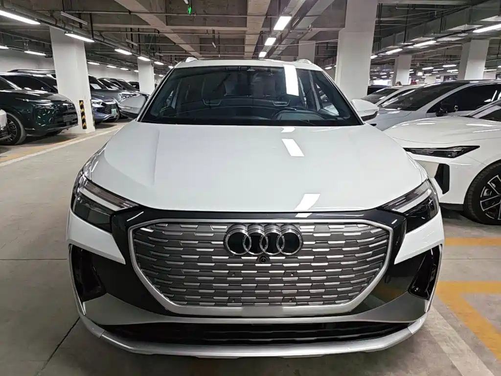 Audi Q4 e-tron 2023