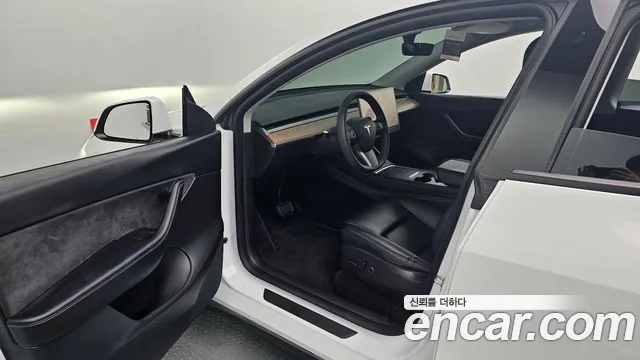 Tesla Model Y 2022