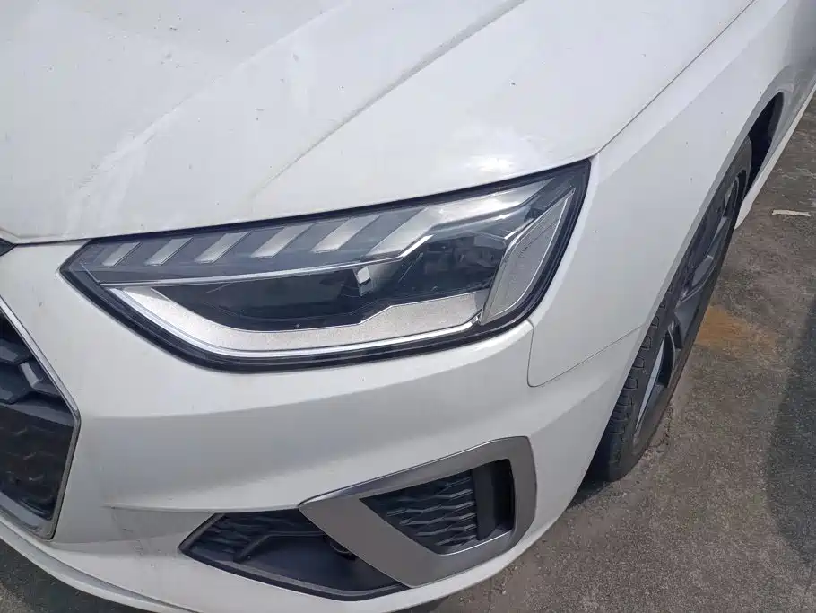 Audi A4 2023