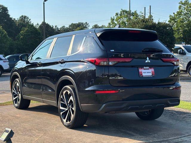 Mitsubishi Outlander 2022