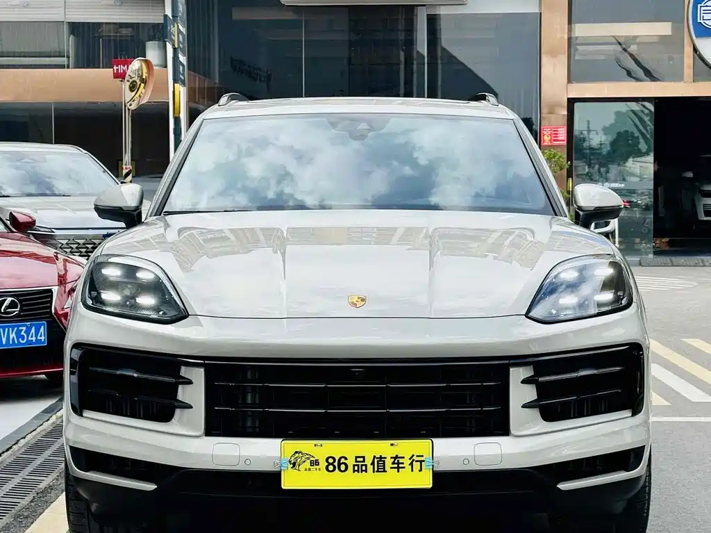 Porsche Cayenne 2024
