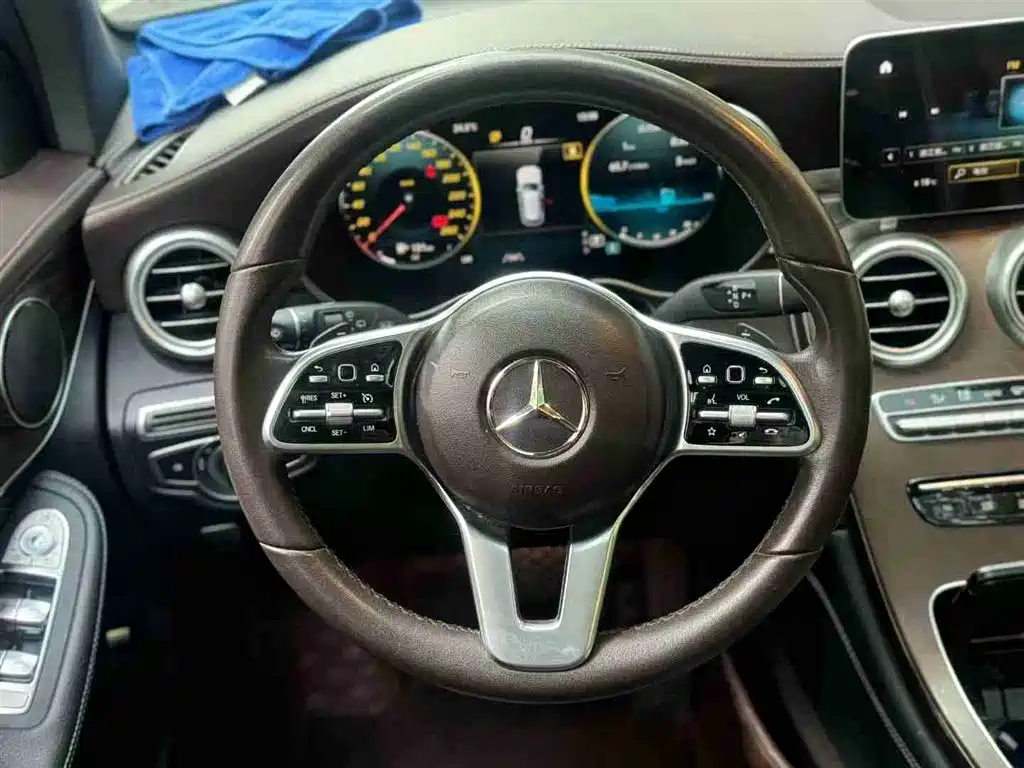 Mercedes-Benz GLC 2020