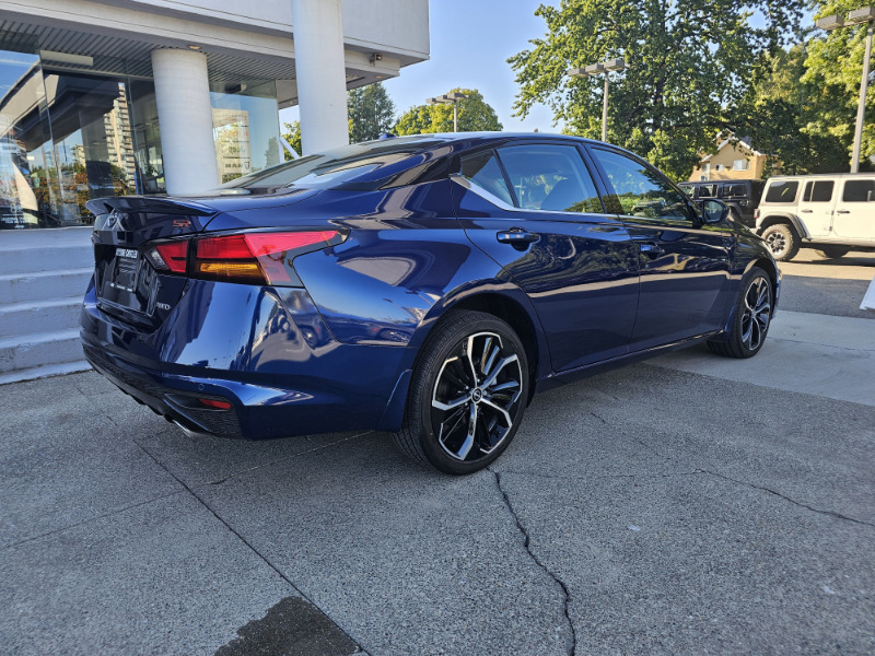 Nissan Altima 2024
