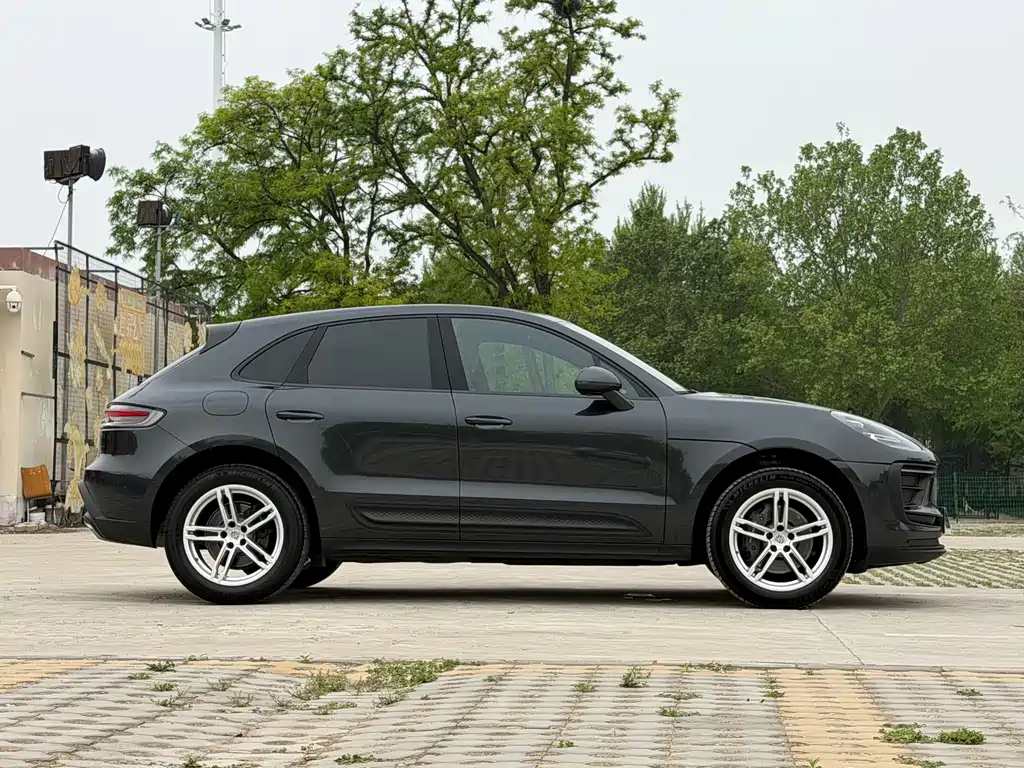 Porsche Macan 2024