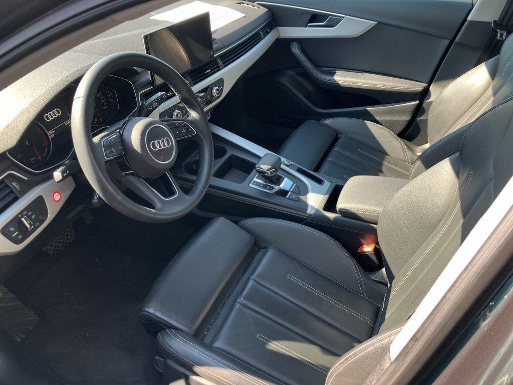 Audi A4 2023
