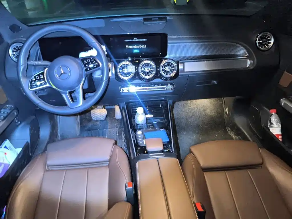 Mercedes-Benz GLB 2024