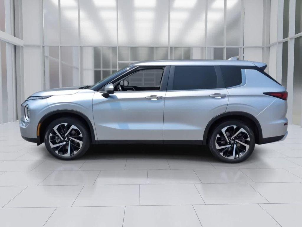 Mitsubishi Outlander 2023