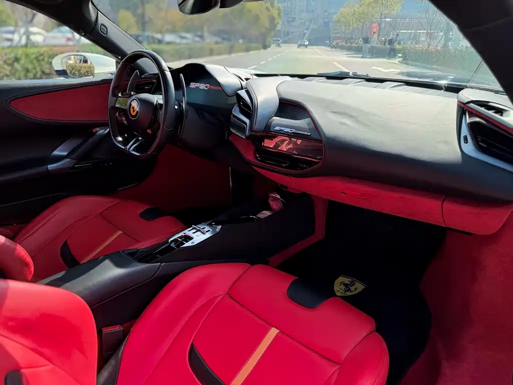 Ferrari SF90 2022