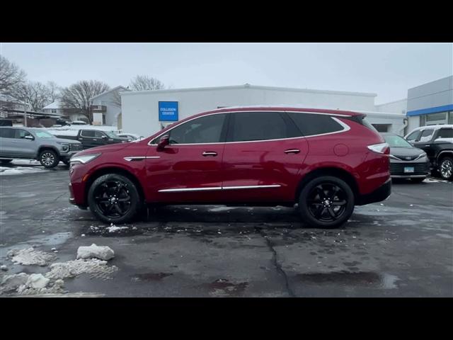 Buick Enclave 2023