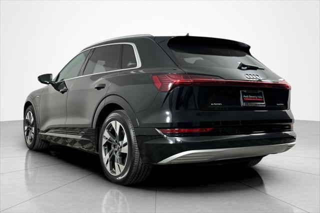 Audi e-tron 2022