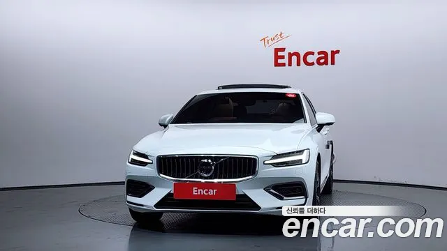 Volvo S60 2021