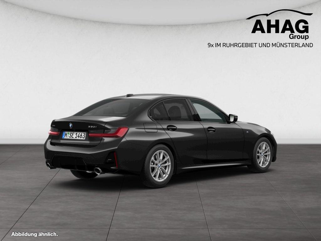 BMW 330 2025