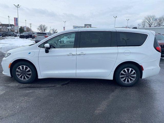 Chrysler Pacifica 2023