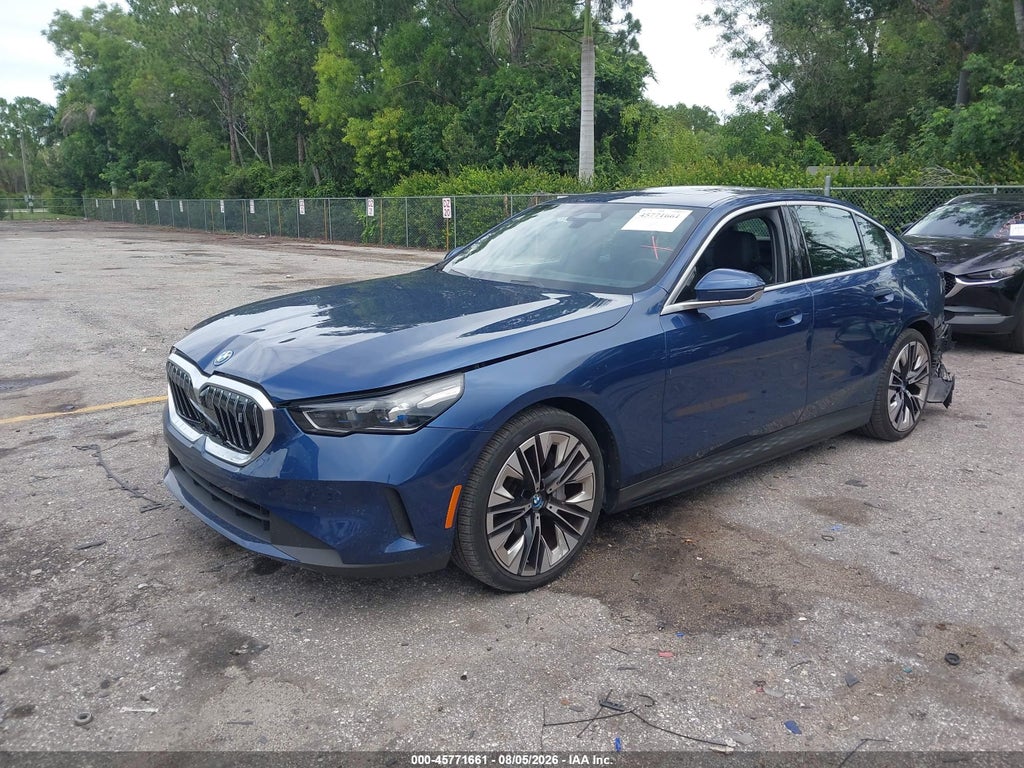 BMW i5 2024