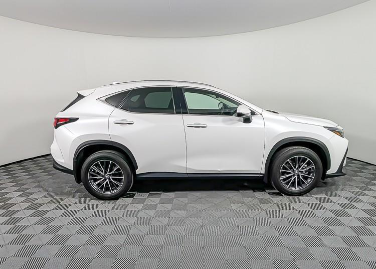Lexus NX 2022